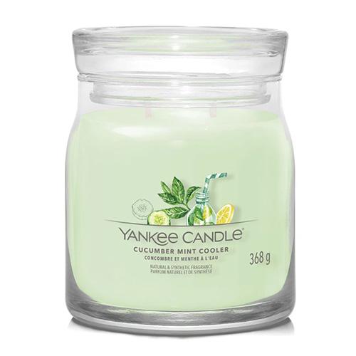 Levně YANKEE CANDLE Cucumber Mint Cooler svíčka 368g / 2 knoty (Signature střední)