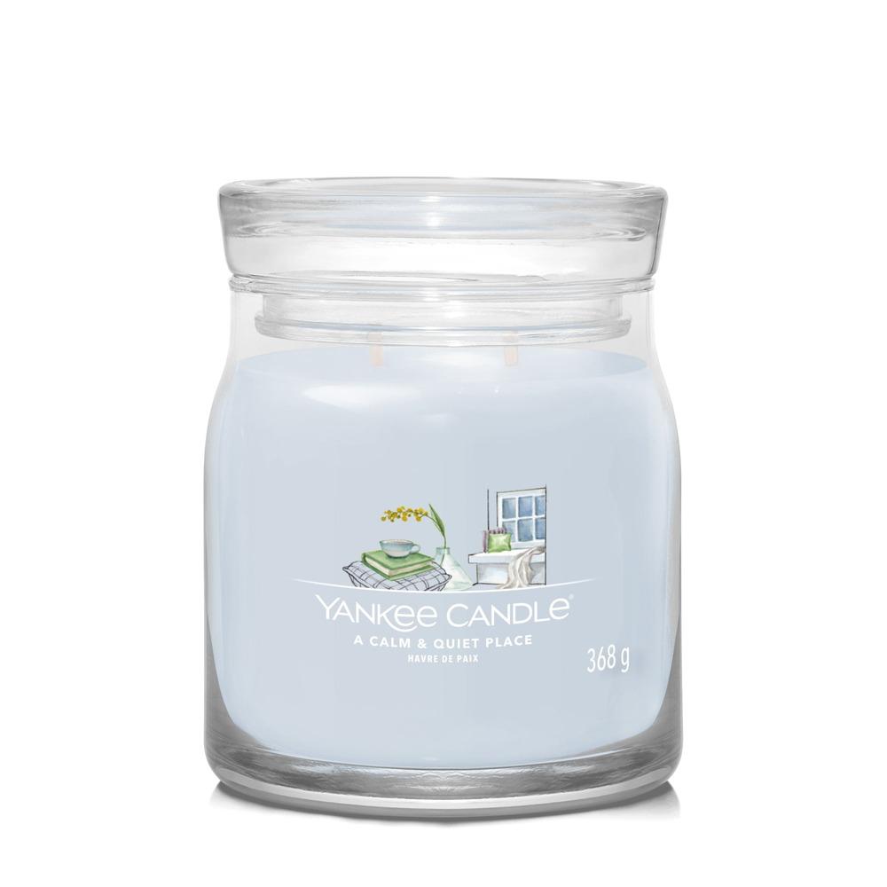 Svíčka Yankee Candle Signature střední, A Calm & Quiet Place