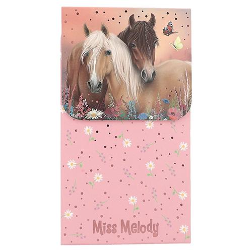 Bloček na magnet Miss Melody, motýlci a dva koníci
