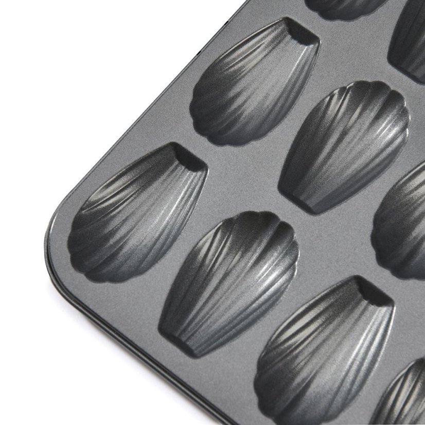 De Buyer 4710.12 madeleine mold