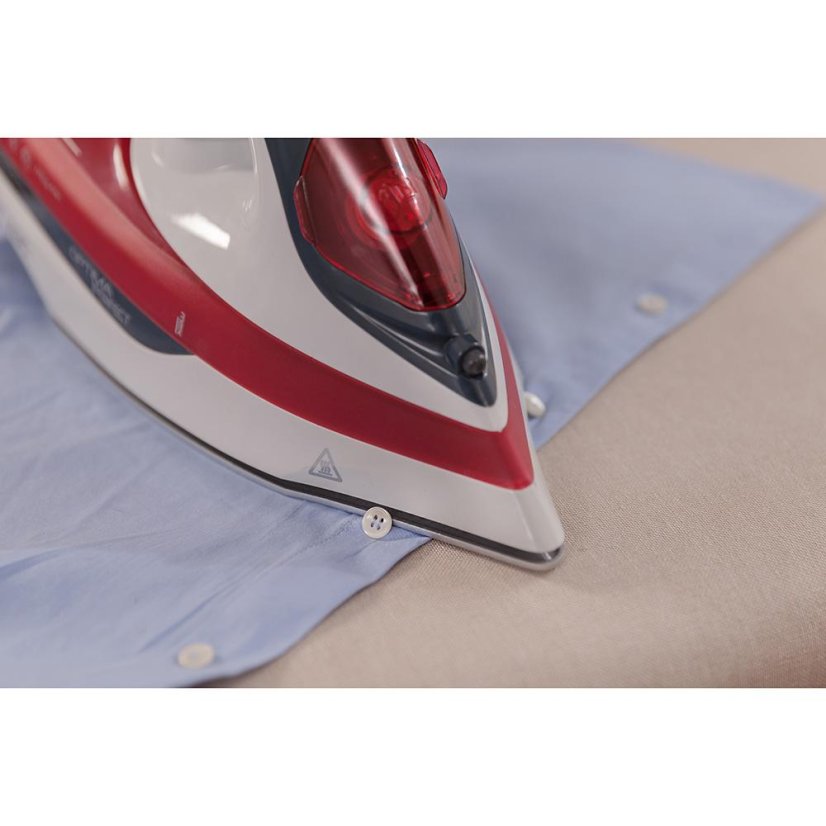 Solac PV2014 steam iron, white and red
