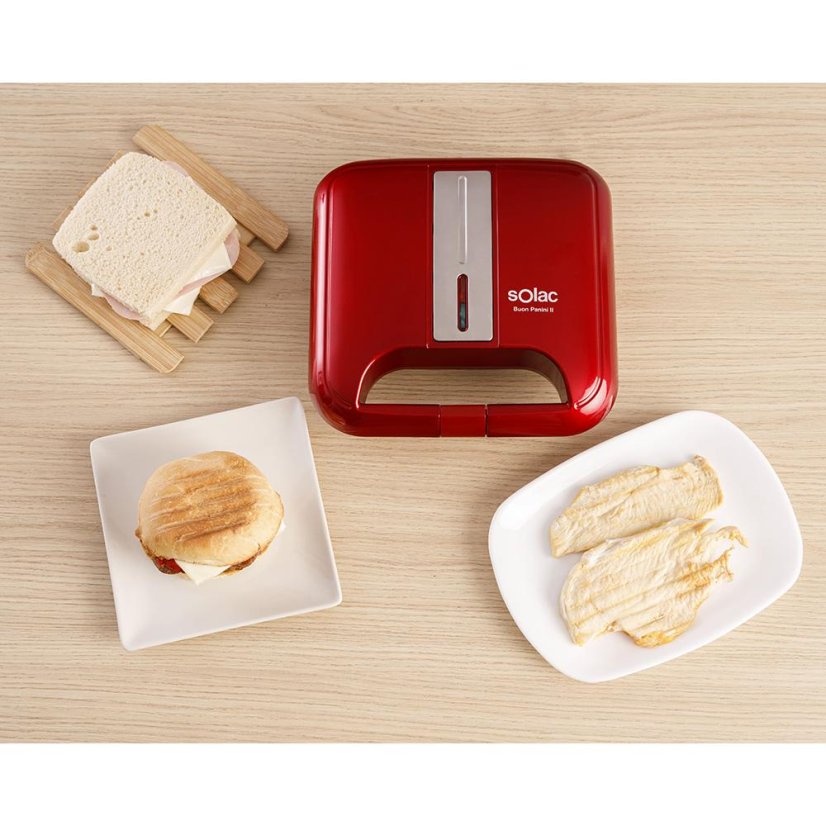 Solac SD5058 red toaster