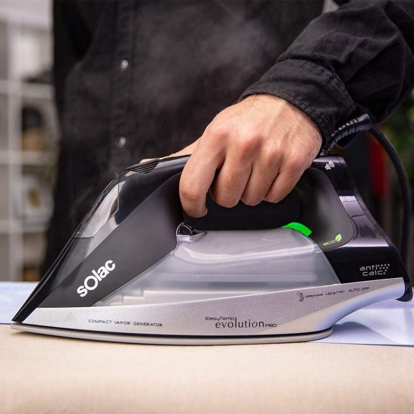 Solac CVG9508 steam generator, gray