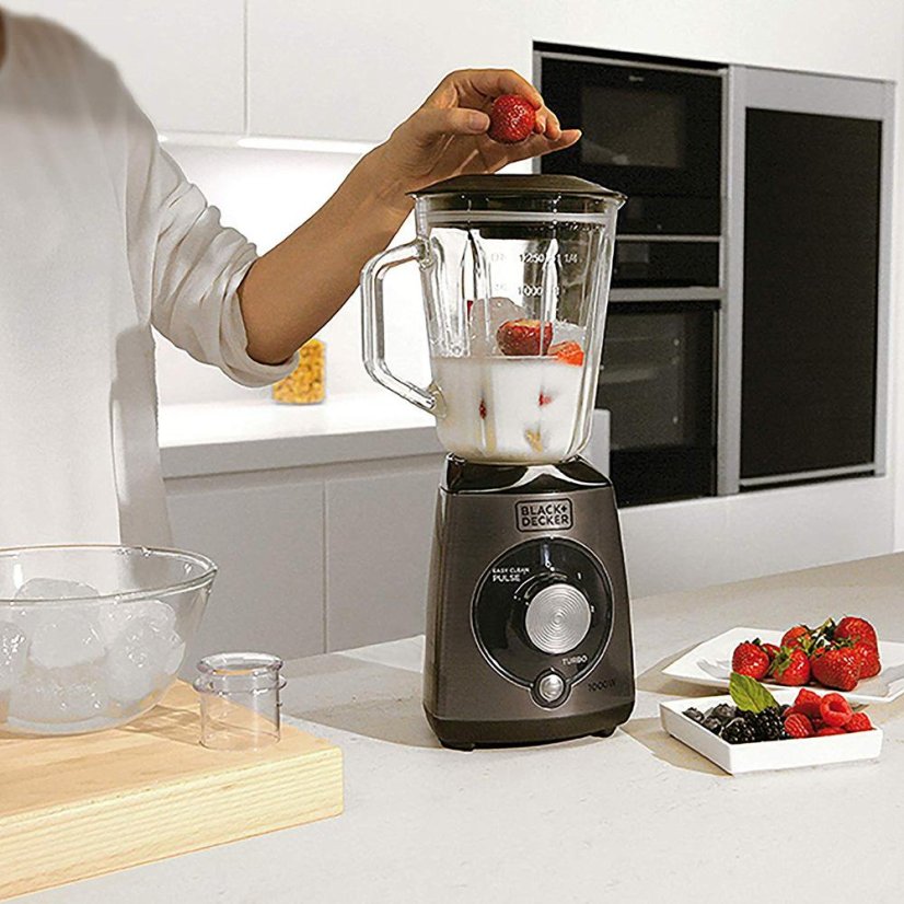 Stolní mixér Black+Decker BXJB1000E černý