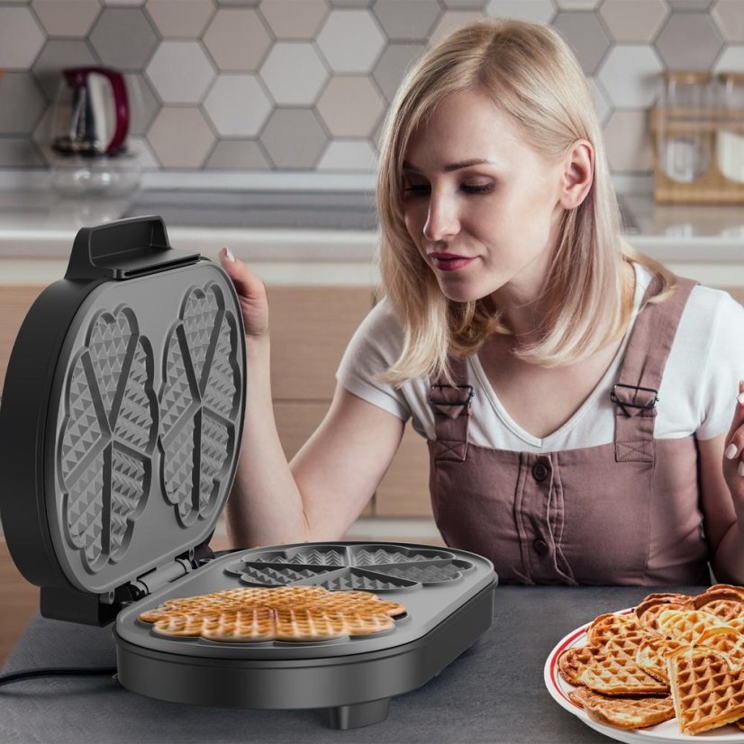 Black+Decker BXFC3200E Waffle Maker