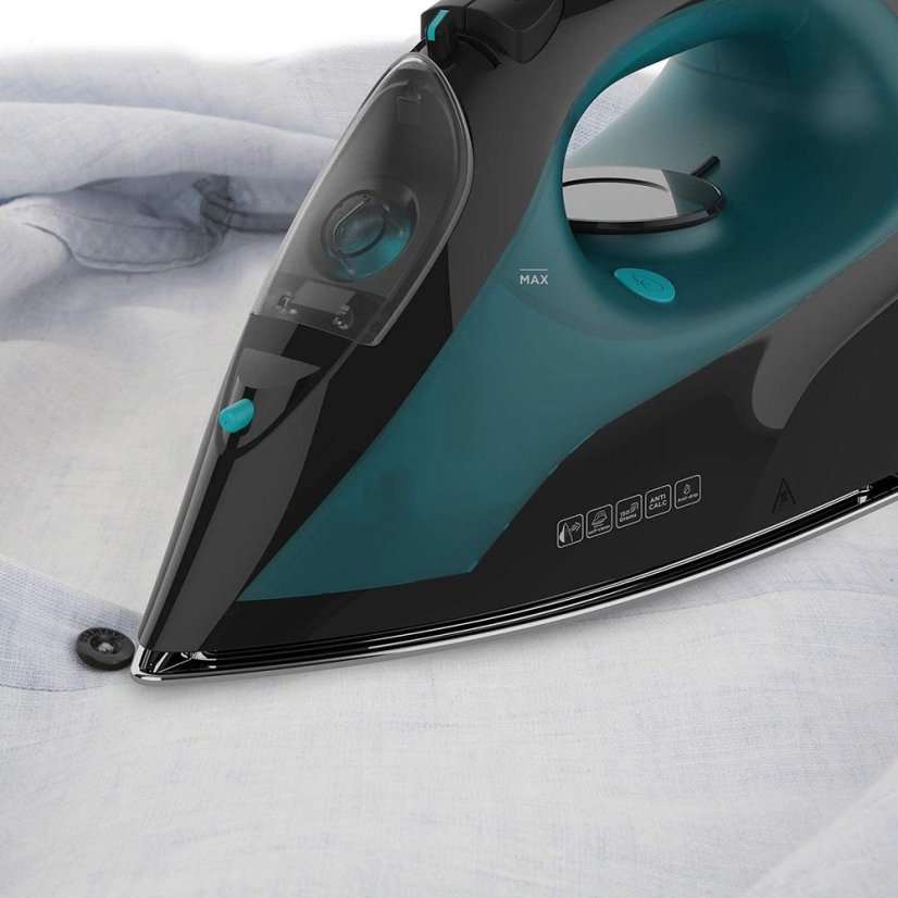 Black+Decker BXIR2403E Steam Iron, Black