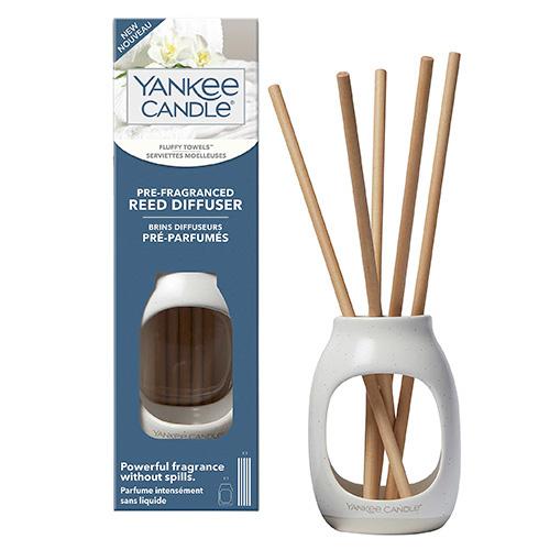 Yankee candle illatgyertyák Pre-Fragranced, Fluffy Towels