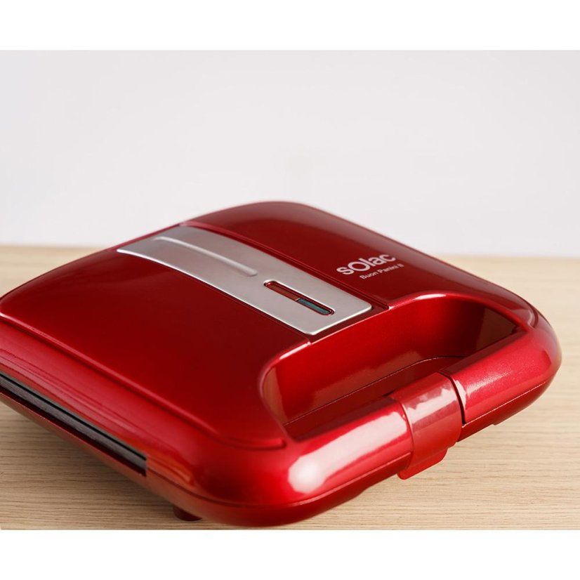 Solac SD5058 red toaster