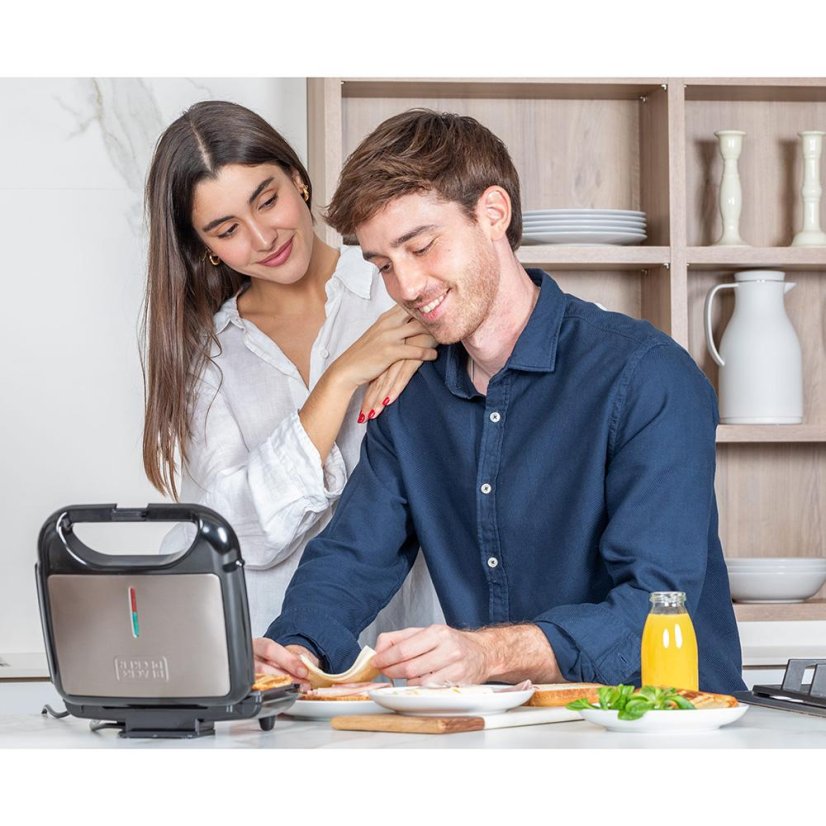 Black+Decker BXSA753E rozskladiteľný toustovač
