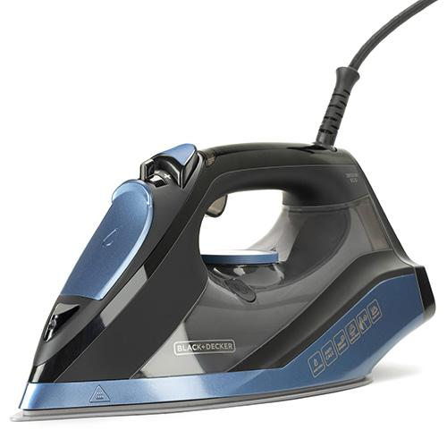 Black+Decker BXIR2801E čierna parná žehlička
