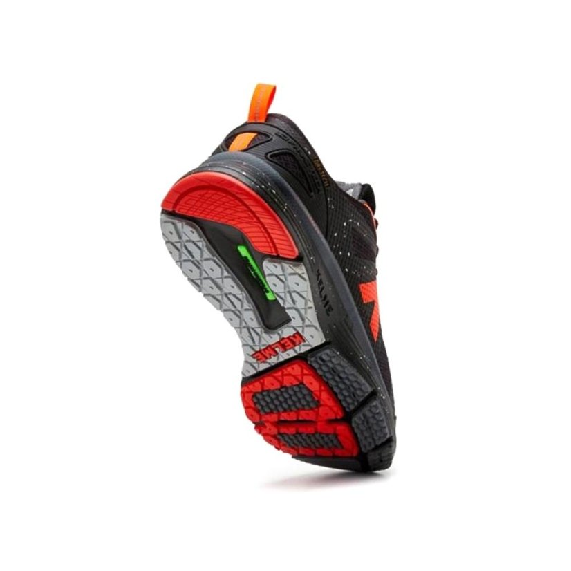 Běžecká obuv Kelme Cushion Travel - Barva: Černá, Velikost: 46