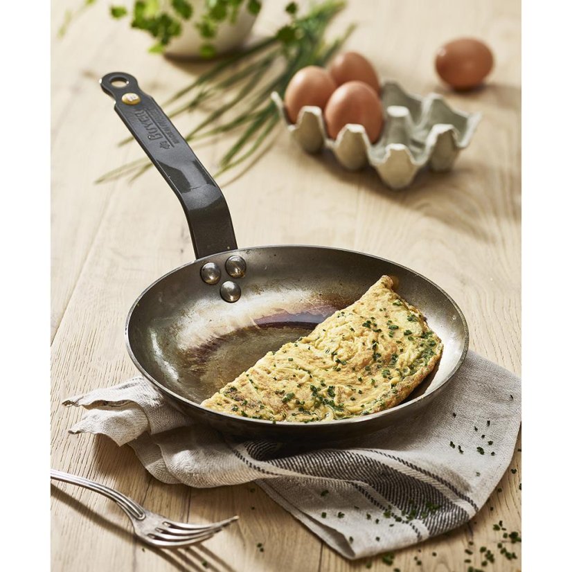 Patelnia do naleśników i omletów de Buyer Mineral B 5611.20, 20 cm