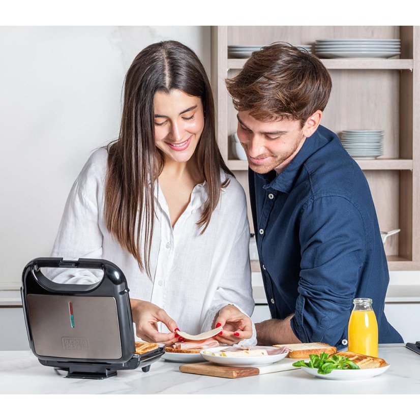 Black+Decker BXSA753E rozskladiteľný toustovač