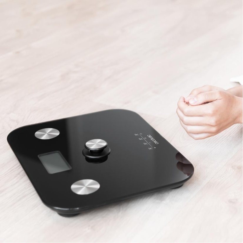 Osobní váha Cecotec Surface Precision EcoPower 4253 černá