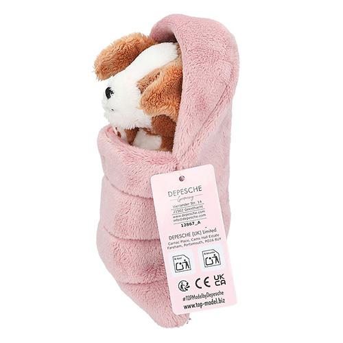 Brauner Plüschhund Top Model in rosa Schlafsack
