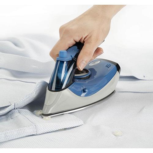 Reise-Bügeleisen Black+Decker BXIR1000E blau