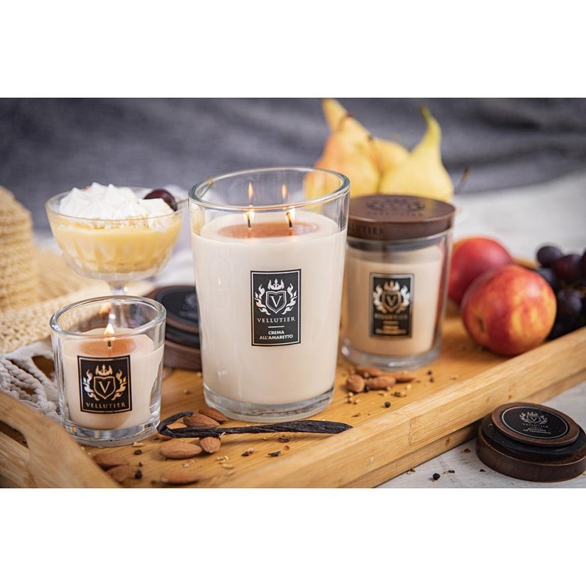 Svíčka Vellutier střední, Crema All’Amaretto
