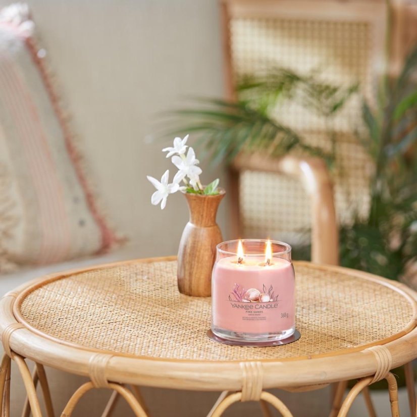 Yankee candle Signature közepes méretű gyertya, Pink Sands