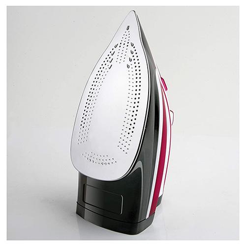 Black+Decker BXIR2600E steam iron, white and pink