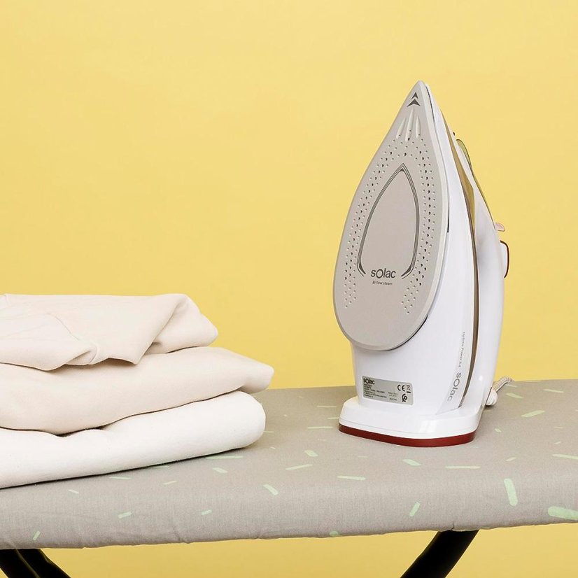 Solac PV2037 iron
