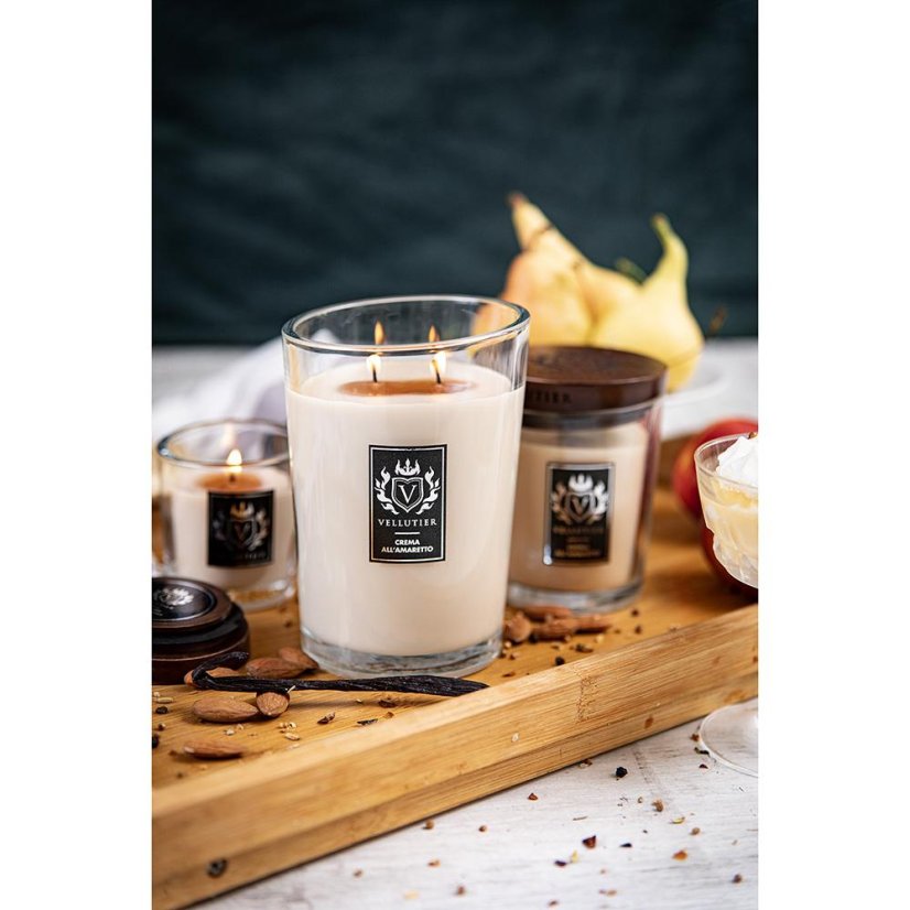 Svíčka Vellutier střední, Crema All’Amaretto