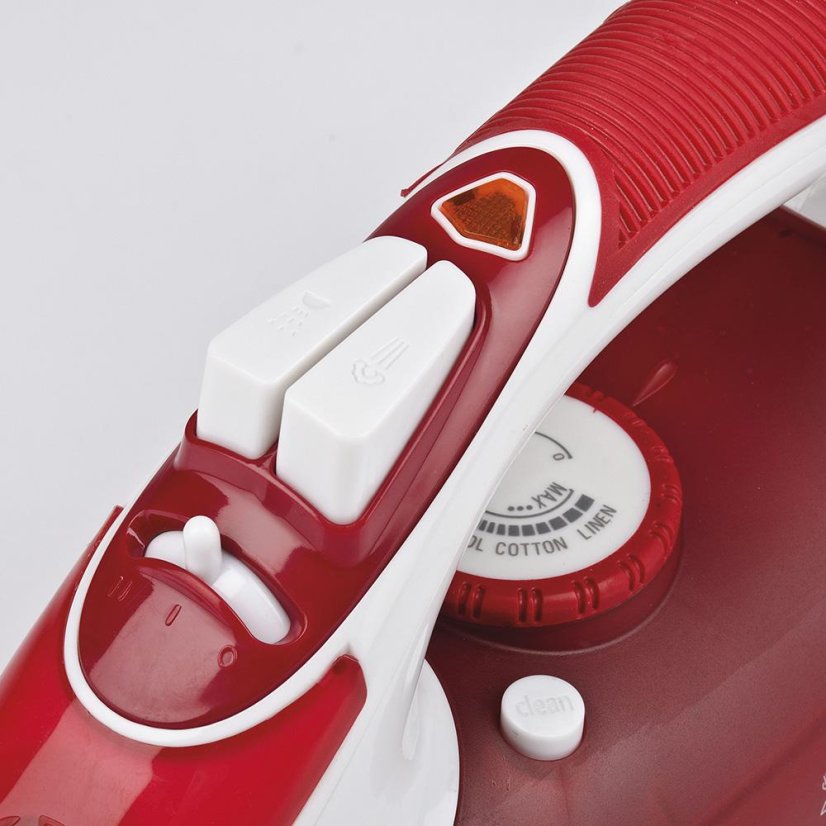 Girmi ST50 steam iron, white and red