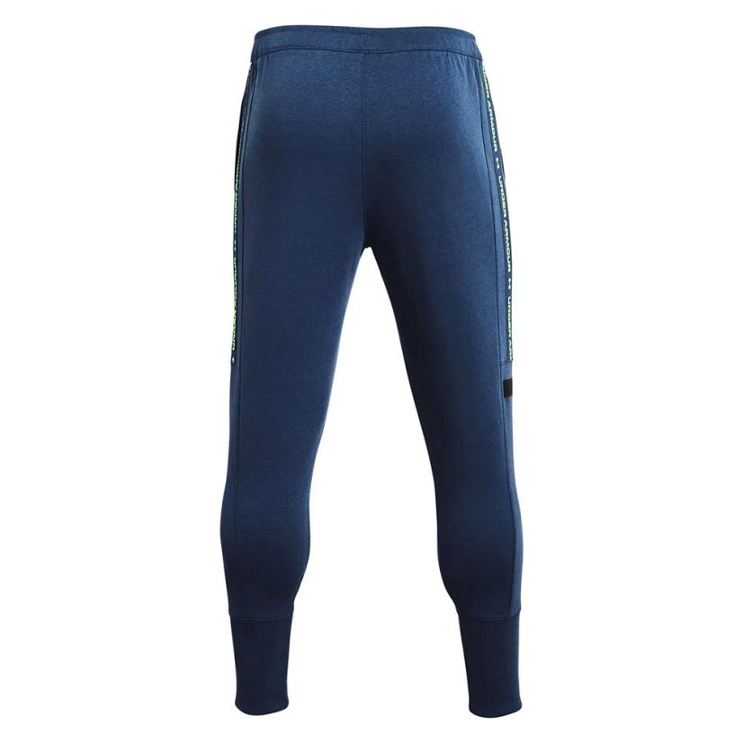 Męskie spodnie dresowe Under Armour Accelerate Off-Pitch Jogger - Kolor: Czarny, Rozmiar: S