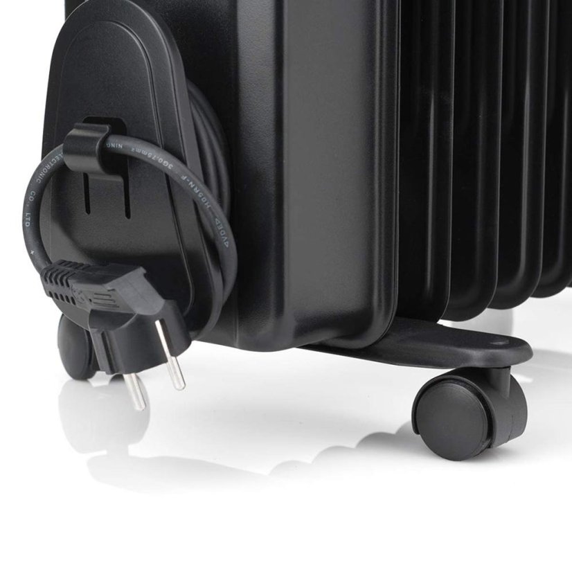 Radiátor Black+Decker BXRA1500E černý