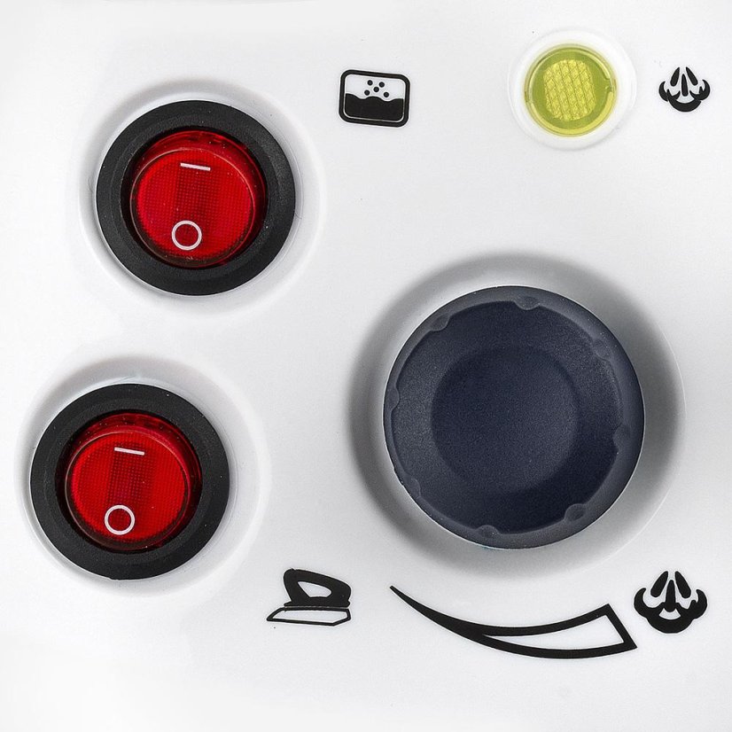 Girmi SS6500 steam generator, white and blue