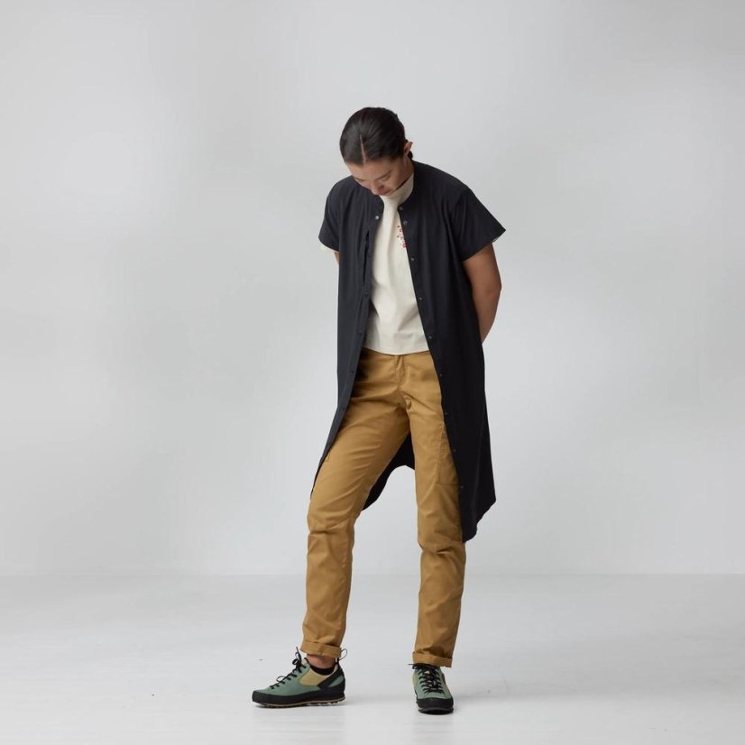 Šaty Fjällräven Abisko Fjäll Dress W - Farba: Čierna, Veľkosť: M