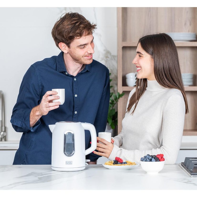 Czajnik elektryczny Black+Decker BXKE2204E biały