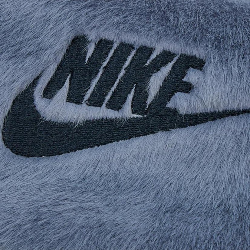 Čelenka Nike Warm
