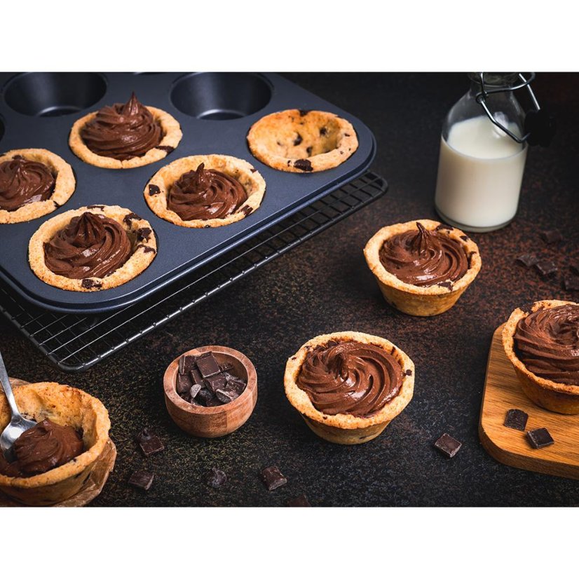 De Buyer 4843.00 muffin pan.