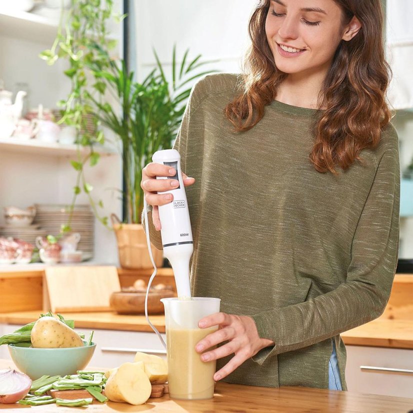 Blender ręczny Black+Decker BXHB600E biały