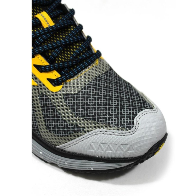 Běžecká obuv Kelme Cushion Travel - Barva: Černá, Velikost: 46