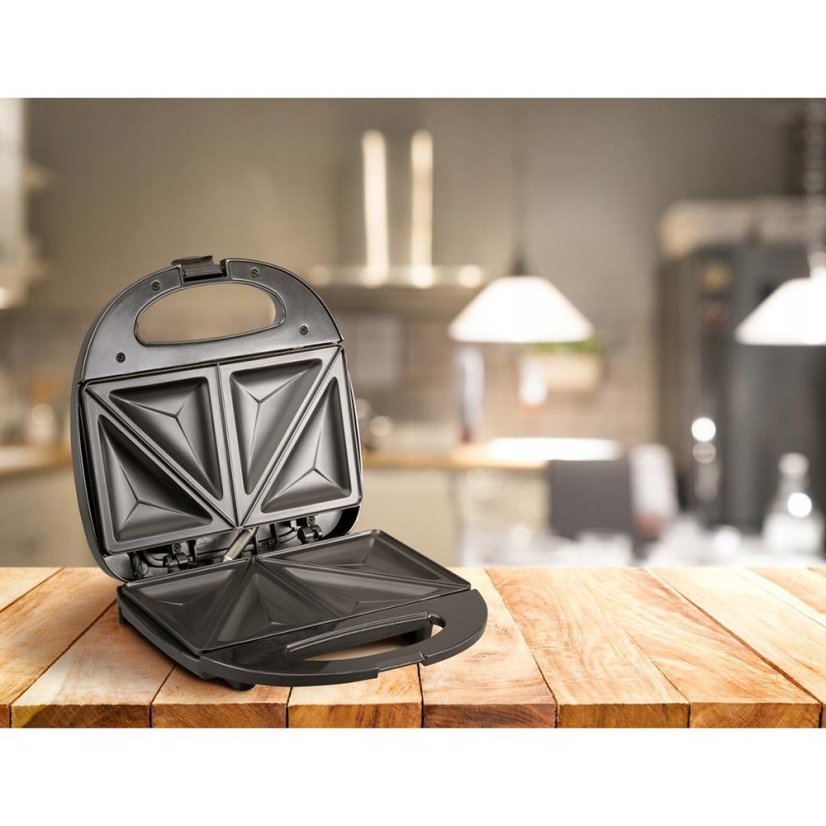 AKAI ASM-178 black toaster