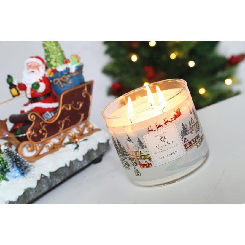 WoodBridge Signature Candle, Let it Snow