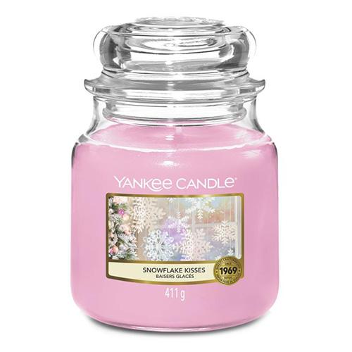 Levně Yankee Candle Snowflake Kisses 411 g
